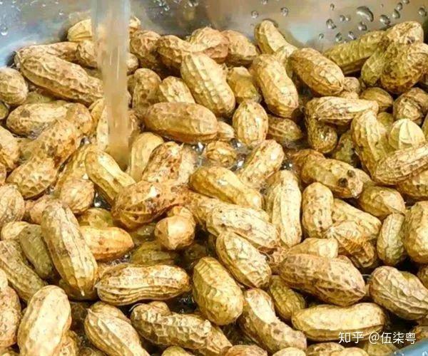 “生吃花生”的危害为什么那么大？多数人不清楚，错以为是补品！ - 知乎