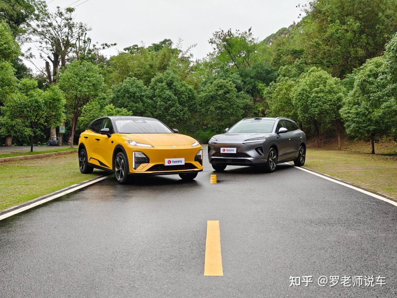全新深蓝S07华为乾崑激光版对比海狮06 EV,15万买它更值