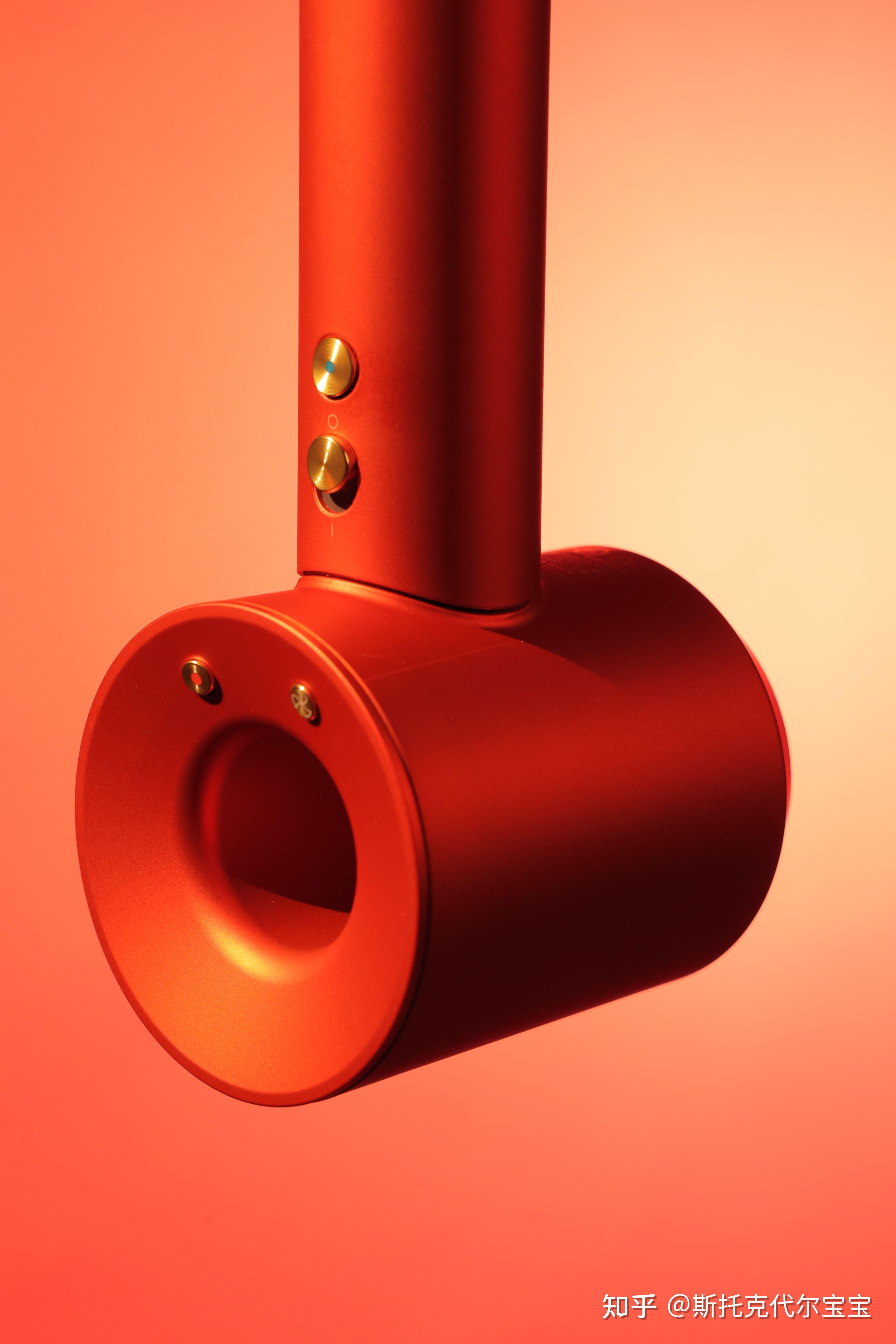 新年礼物推荐:戴森新款吹风机,一机轻松get各种减龄轻造型 - 知乎