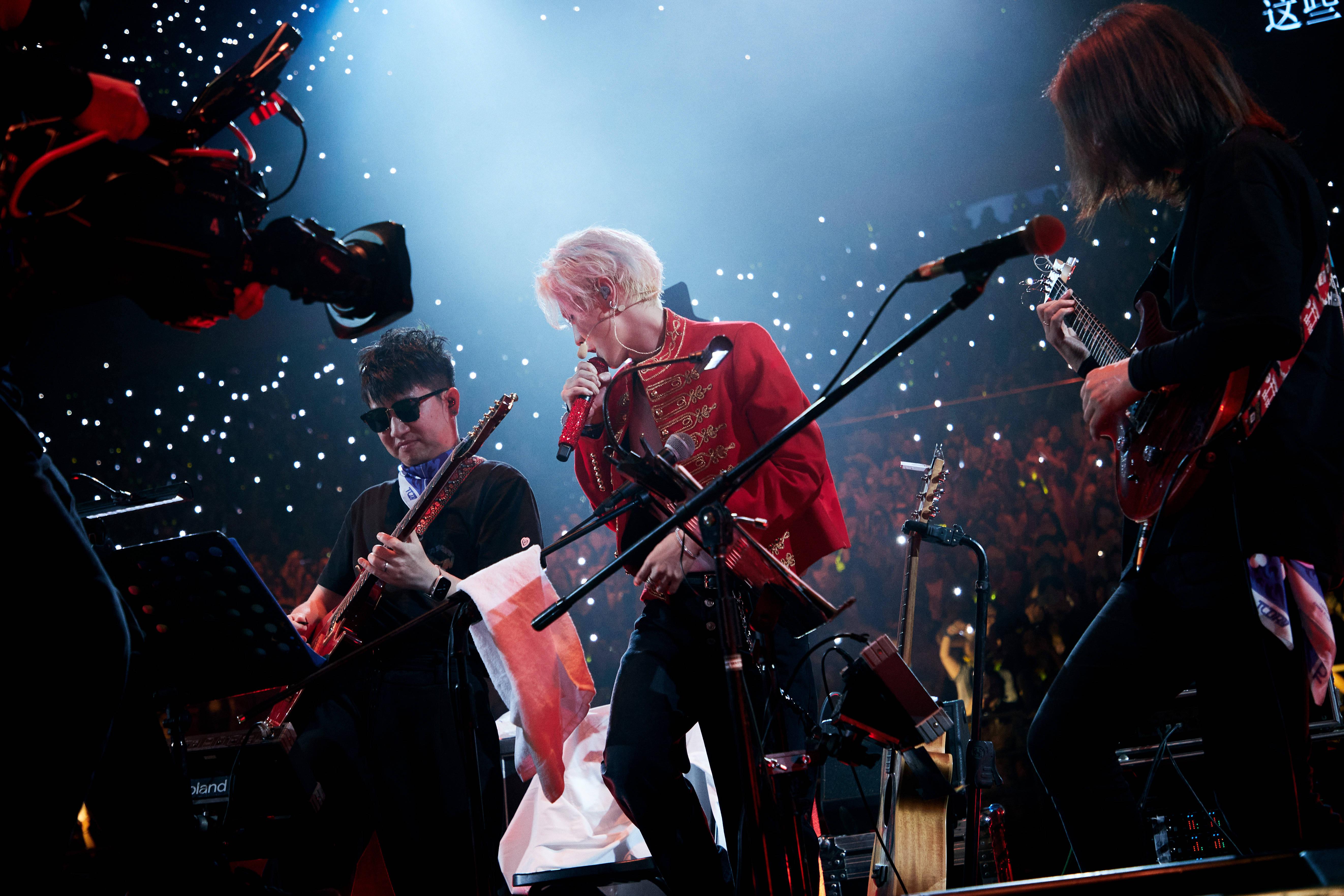 在安全的范围内达到p3高清度,在每一首鹿晗献唱的舞台表现中,为观众带