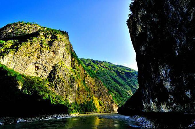 怒江旅游攻略大全，一见钟情的高山流水 - 知乎