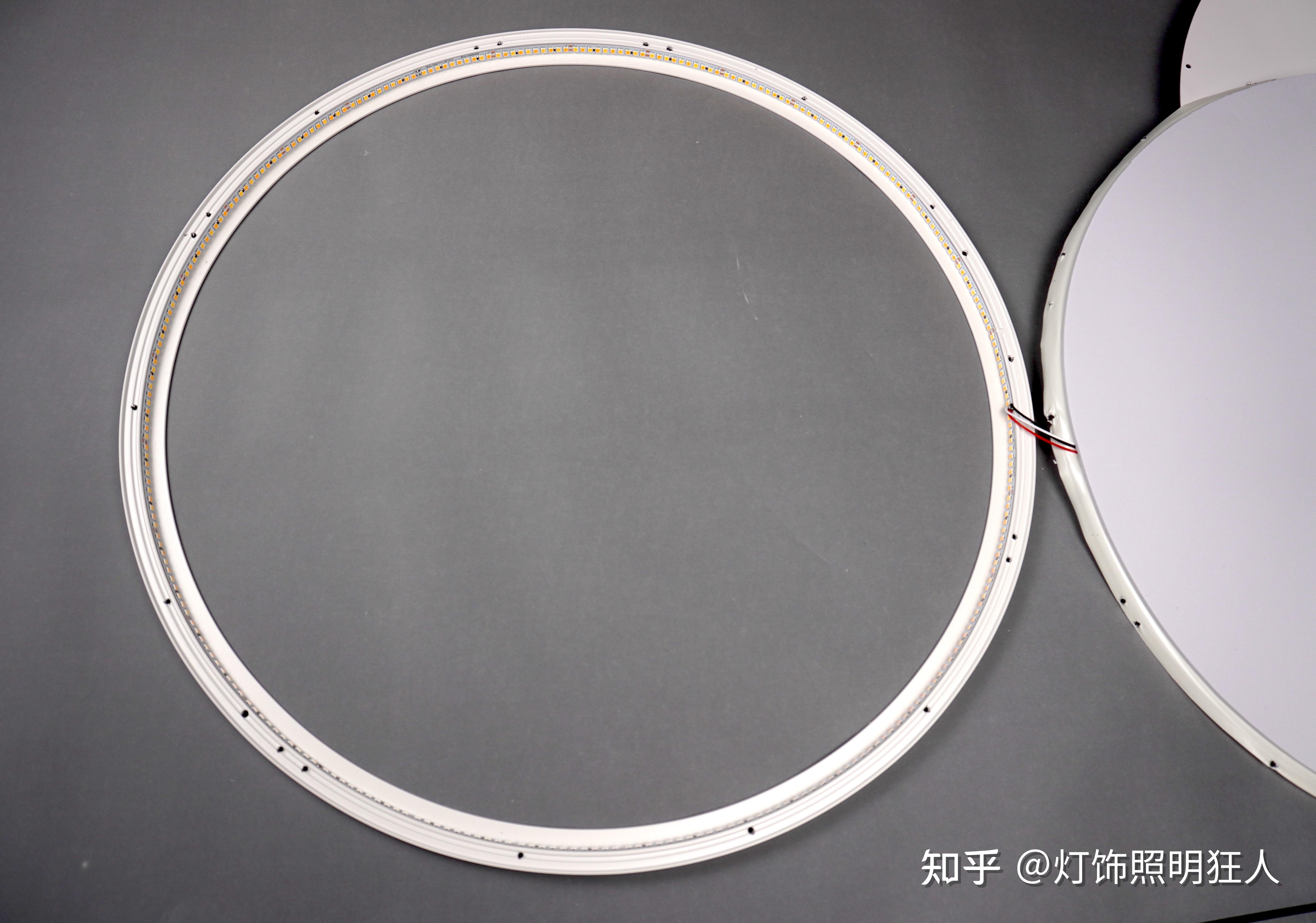 2023年热款 | 简顿全光谱“护眼”led吸顶灯值得买吗？光源质量和性价比如何？真实详细拆灯测评 - 知乎