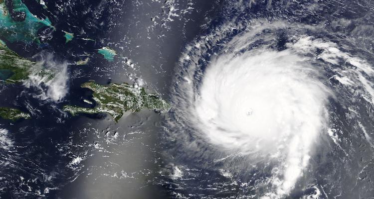 身处在大洋彼端,对飓风新闻多少有些眼花缭乱:上个飓风不是刚走?