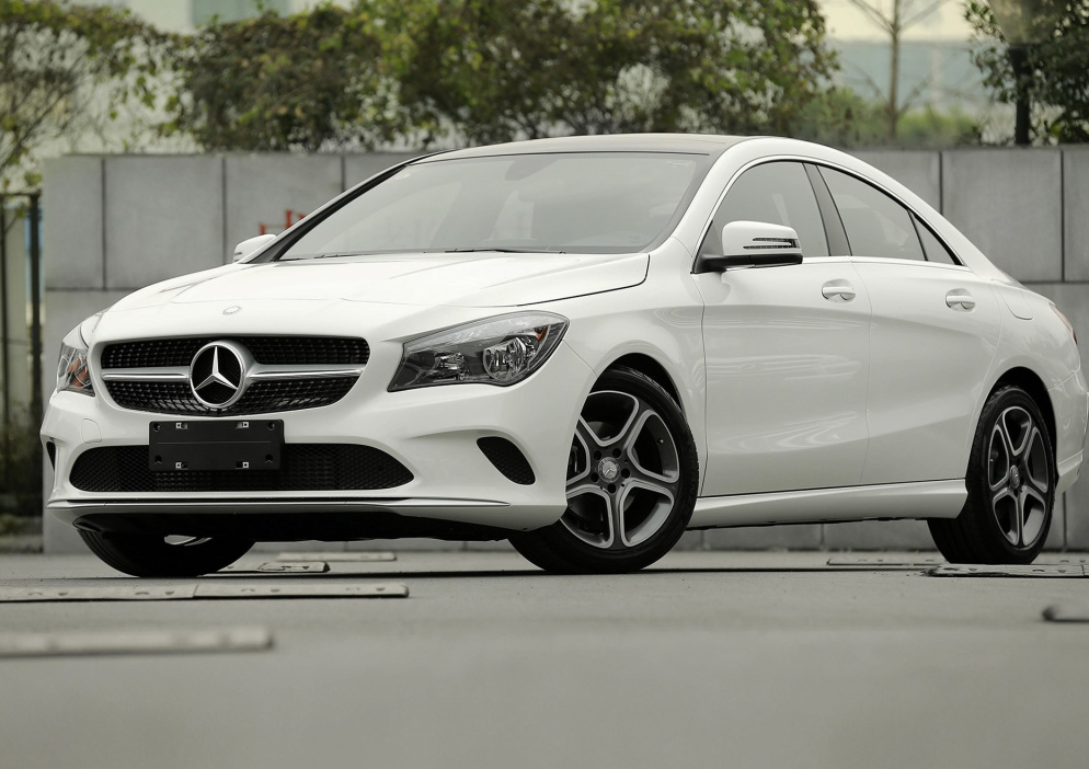 21万买辆17年的奔驰cla180回村倍有面儿网友这车况比买新车值