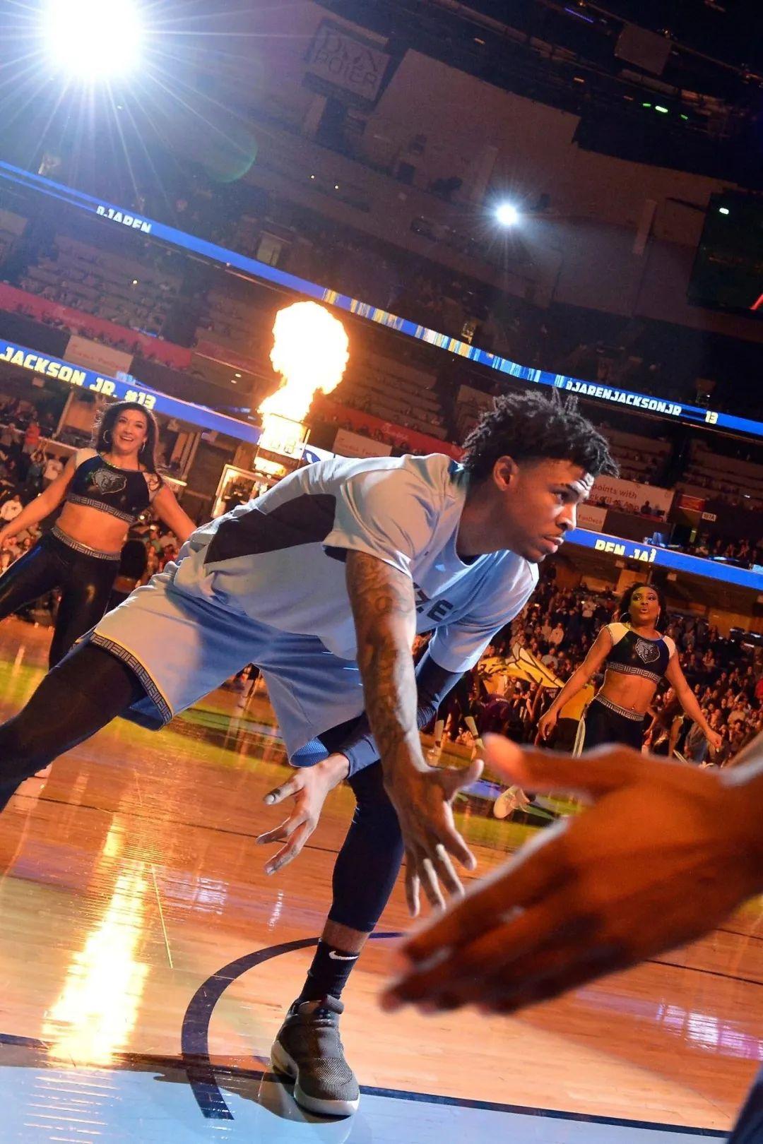 篮球壁纸贾莫兰特jamorant帅气壁纸