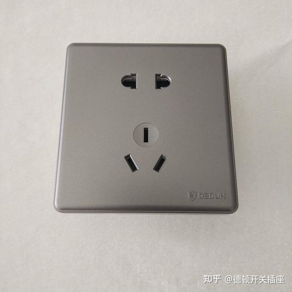 墙面插座功率有限制?五孔插座最大功率一定要知道! - 知乎