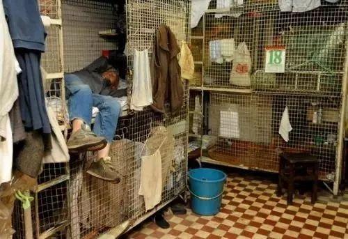 香港1.4㎡的"棺材房"