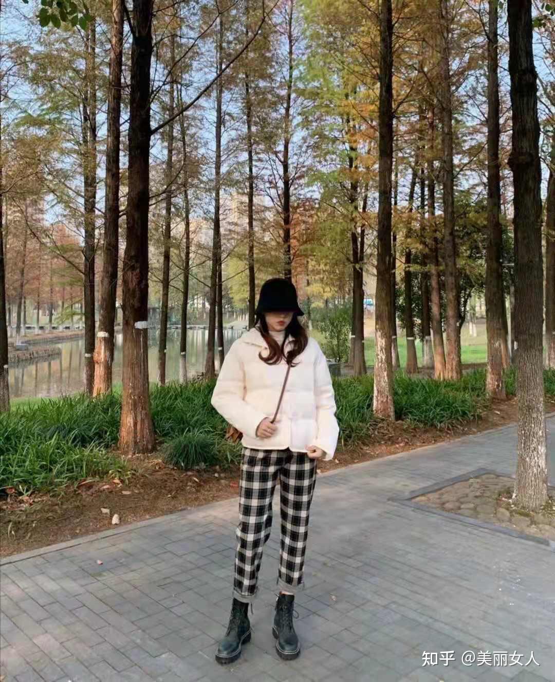 冬季短裤搭什么外套好看 v2-3c1e5767c64ce1213f4d082352a4ca43_r.jpg