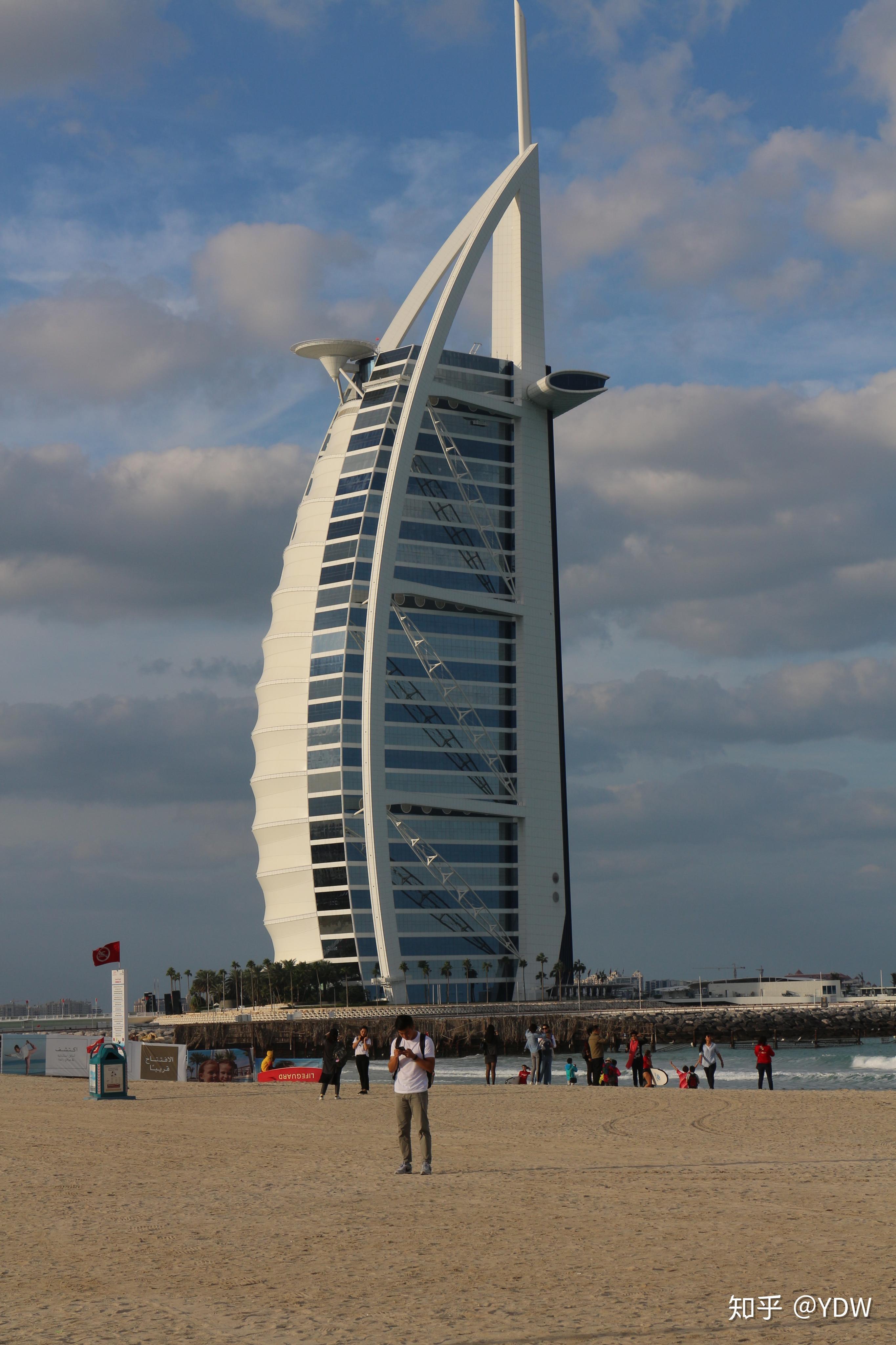 迪拜是迪拜酋长国的首都,也是阿联酋长国七个组成国中人口最多的