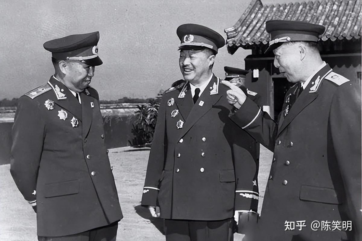 “两把菜刀闹革命”的贺龙元帅到底有多厉害? - 知乎