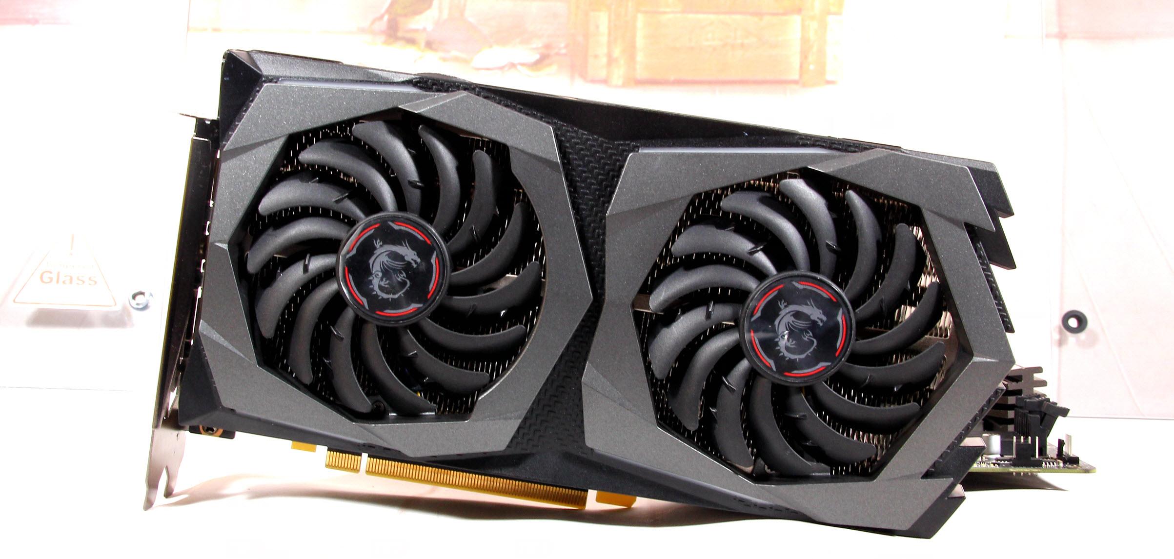 这个配置乍一看10代金牌奔腾g6600处理器可能显得有点弱,而实际上