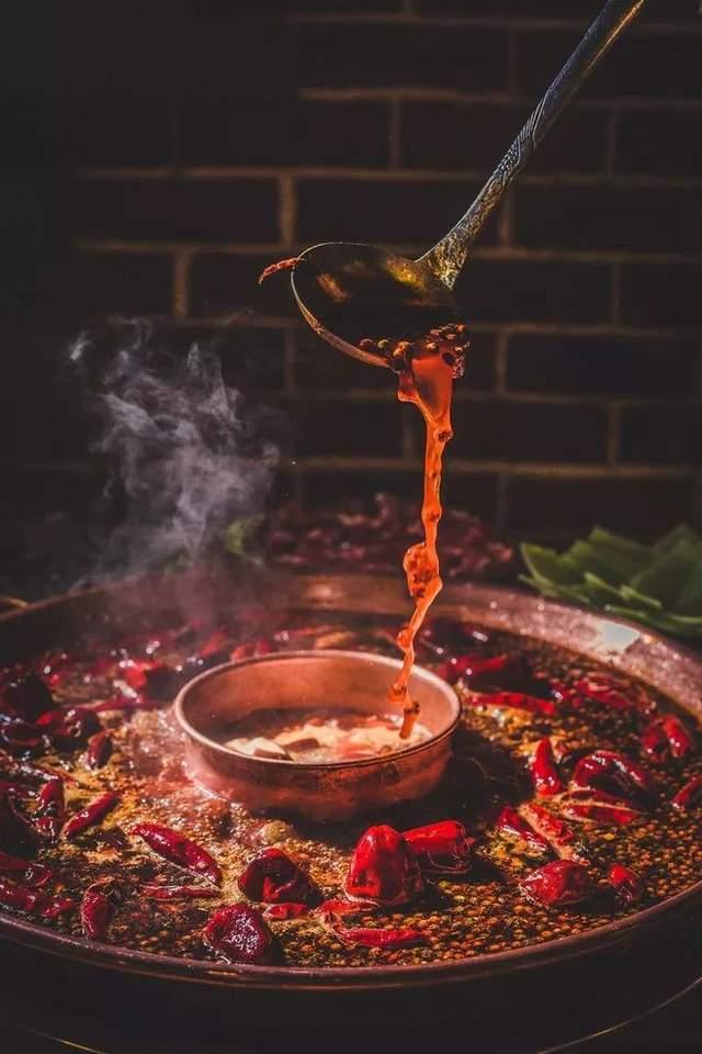 所以能经常被邀请吃大火锅的人,人缘一般都不错.