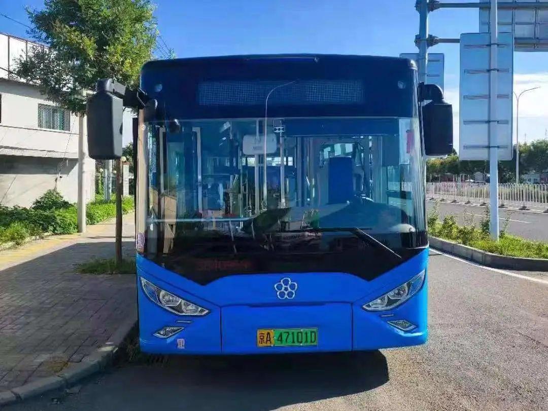 绘就新时代美好蓝图 格力钛公交车再入北京 
