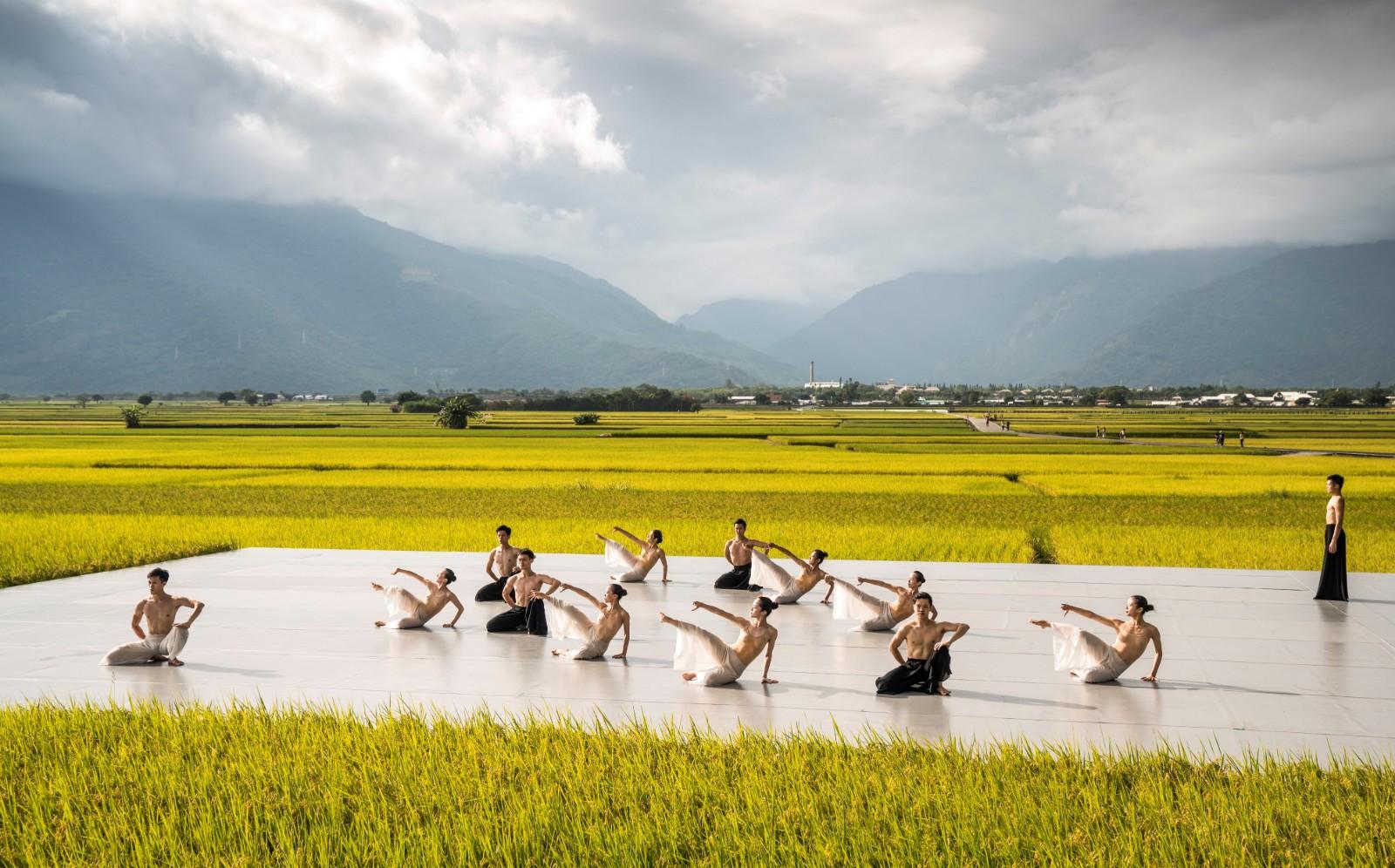 林怀民告诉我舞蹈不大是思考性的东西丨topys专访