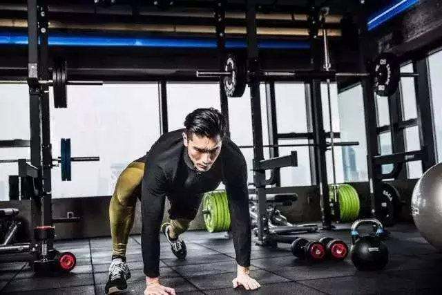 高以翔35岁,还那么年轻,还坚持健身,竟也会突然猝死!