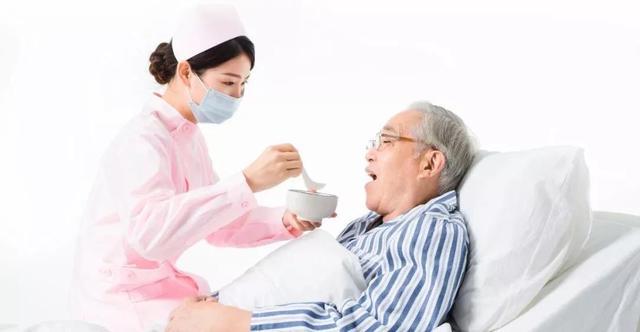 卧床病人该怎样进食