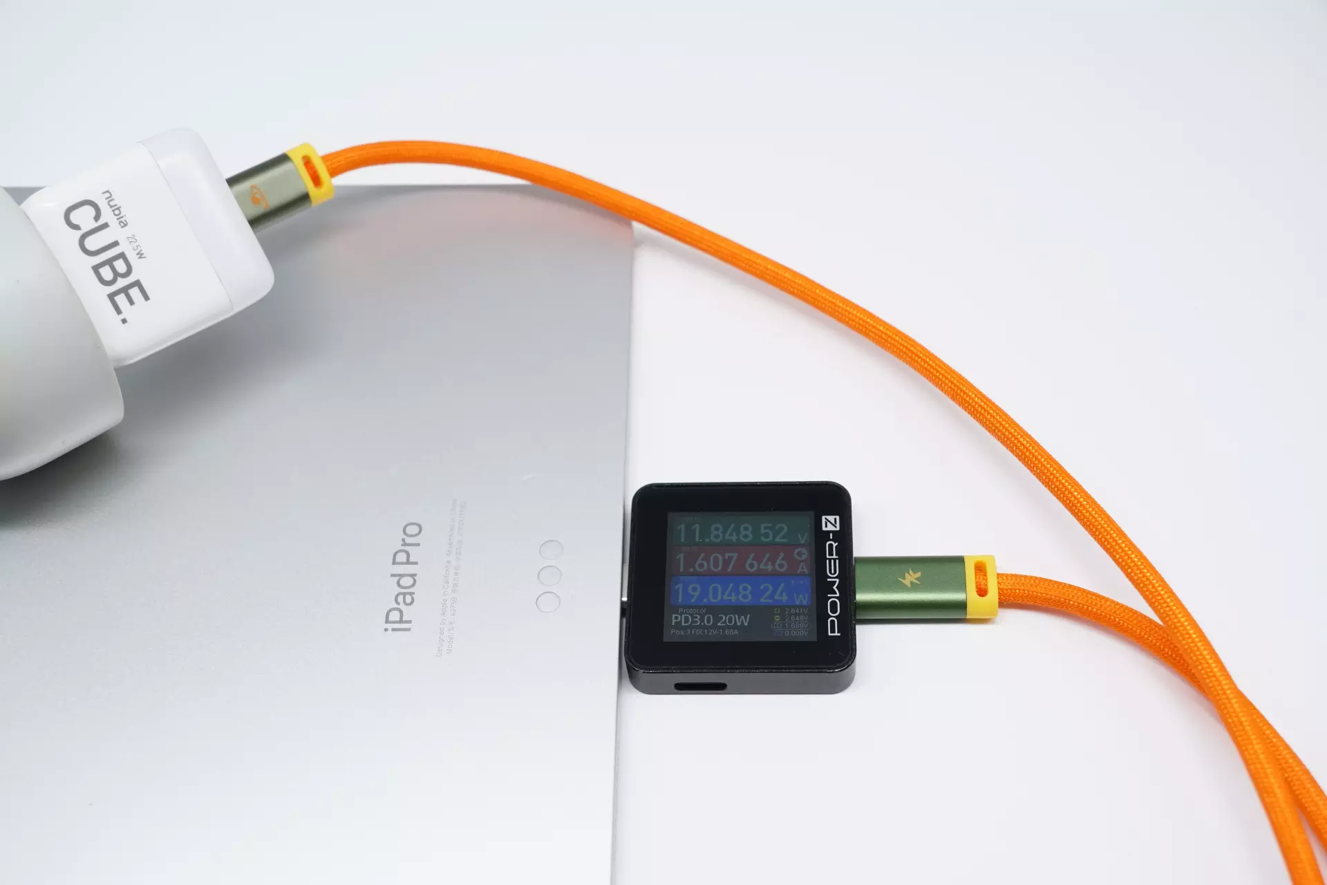 此次充电头网找来了苹果所有的充电器,来看对于11英寸 ipad pro的快充