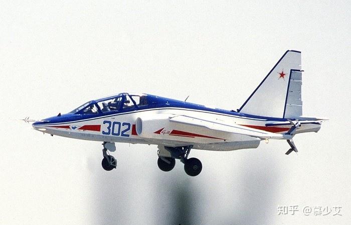 1987年原型機進行了試飛,20世紀90年代由於經濟危機影響,該項目下馬