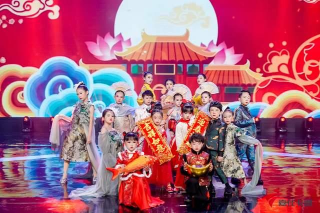 帝尊嘉禾携手嘉佳卡通 全能星春节晚会主持人录制花絮(图3)