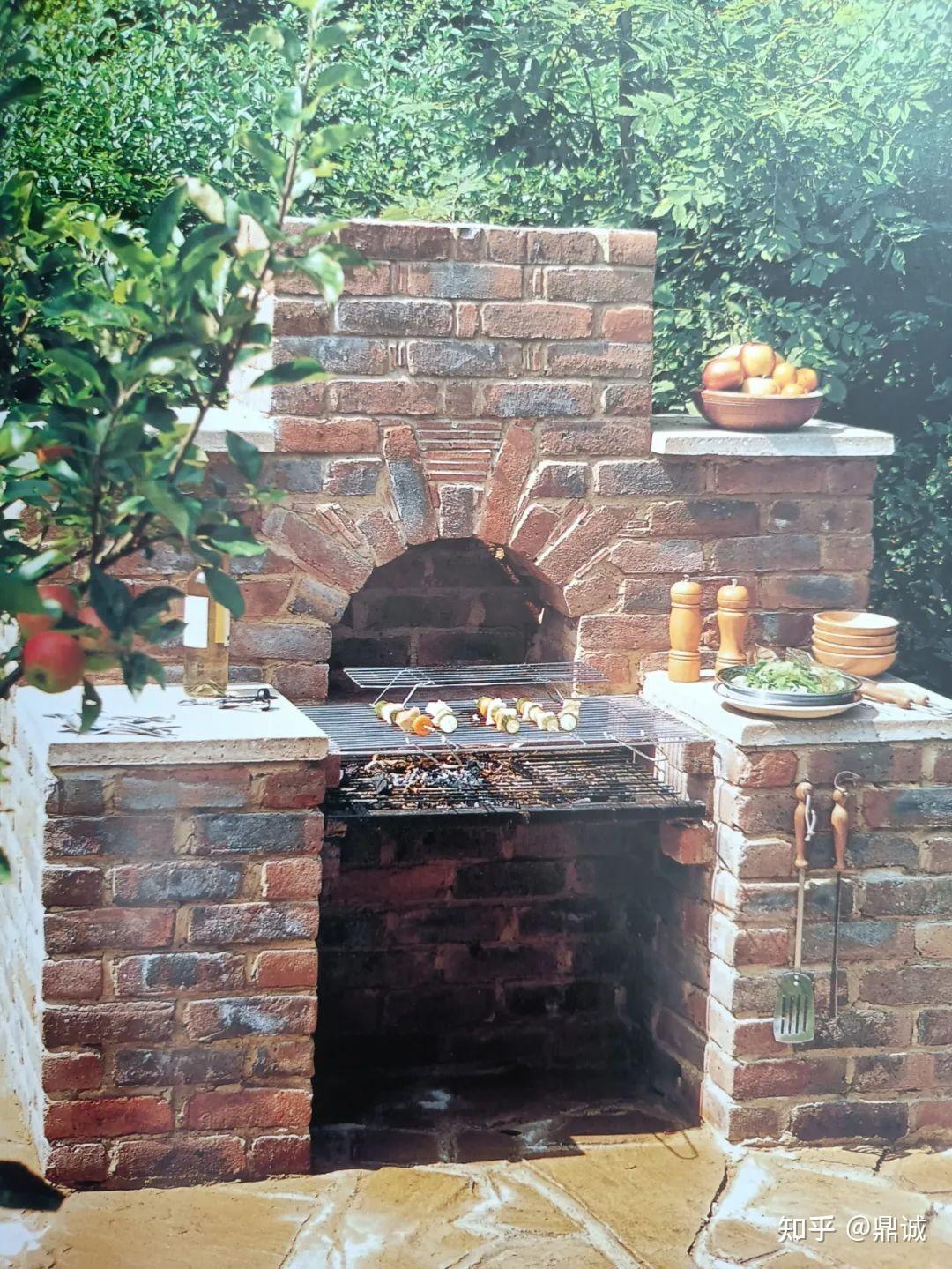 砖砌烧烤炉在美观性和独特性方面完胜其他任何形式烤炉,对于喜爱户外