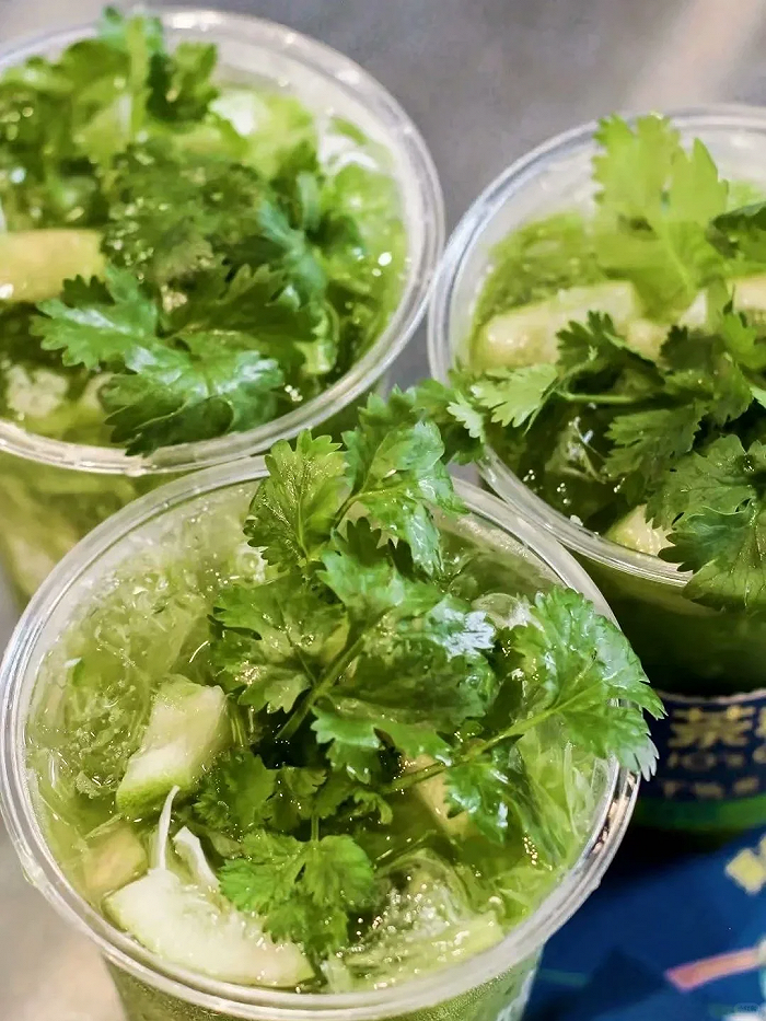 4万盒面一天售罄一包玉米片炒到27万元让人讨厌的香菜却让品牌上头