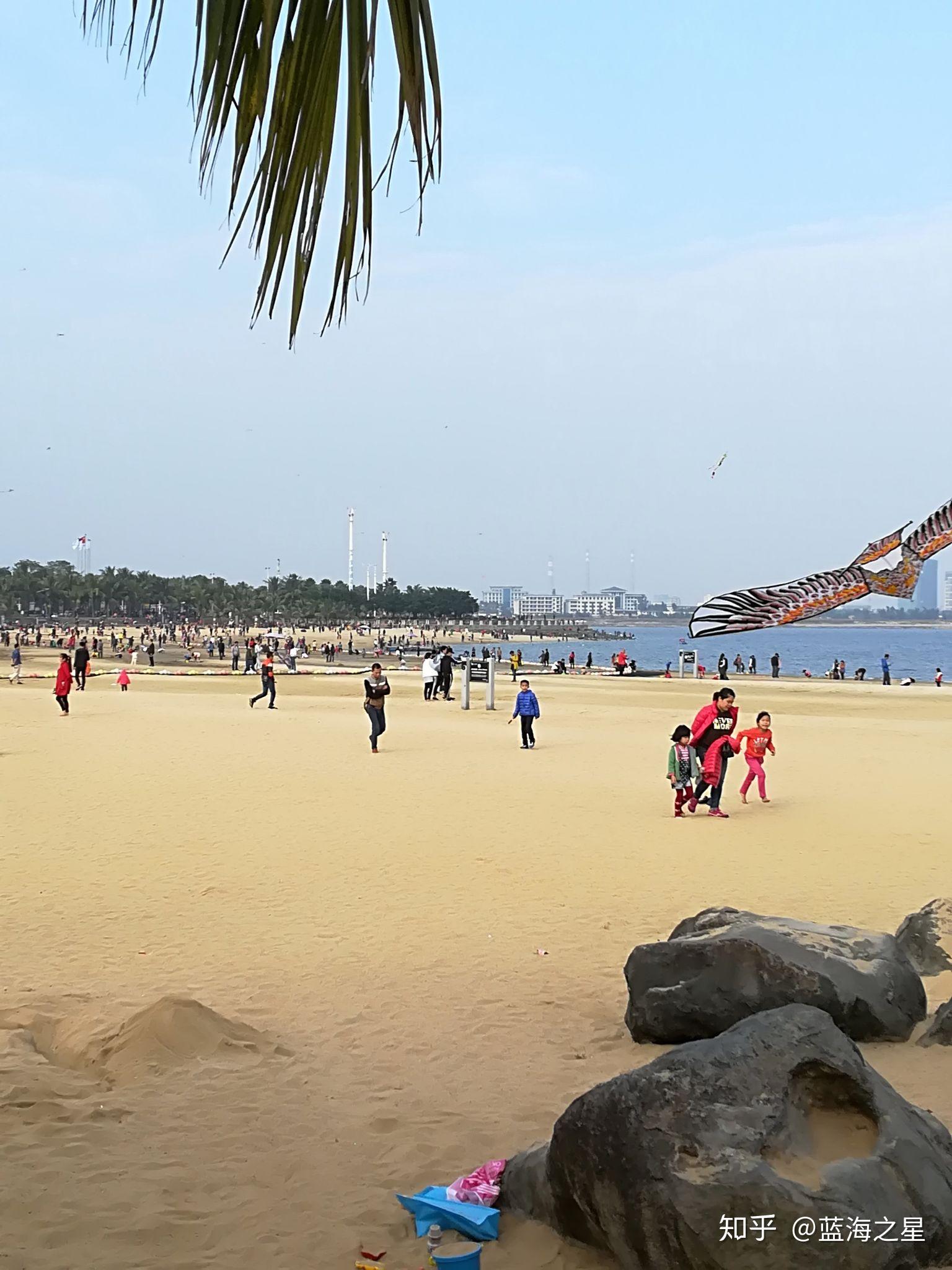 广东湛江硇洲岛    一半海水一半火焰的地方.