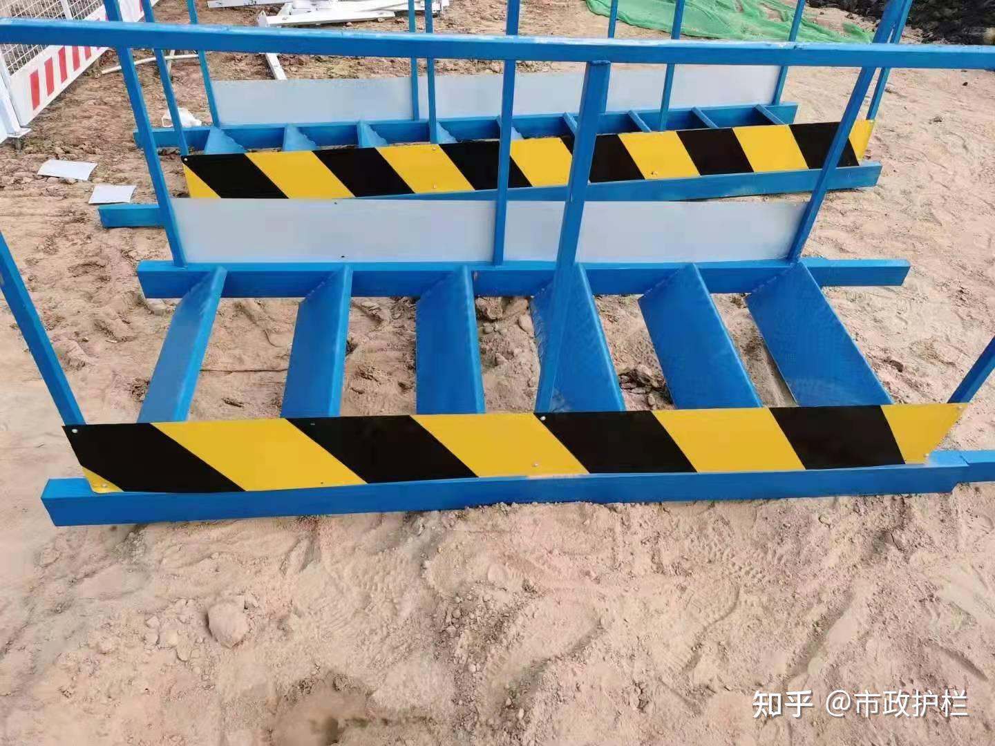 新型装配式上下基坑马道上下基坑通道安装作业安全技术交底