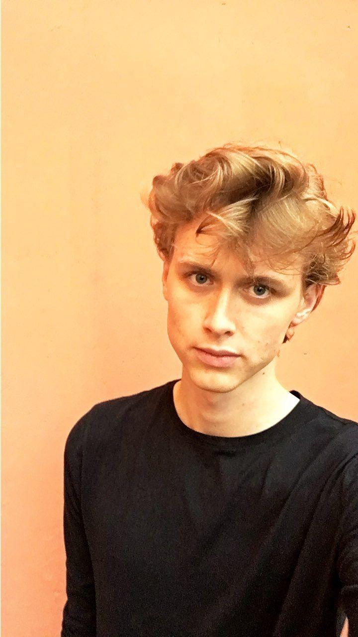 想要北欧小哥哥henrikholm高清大图