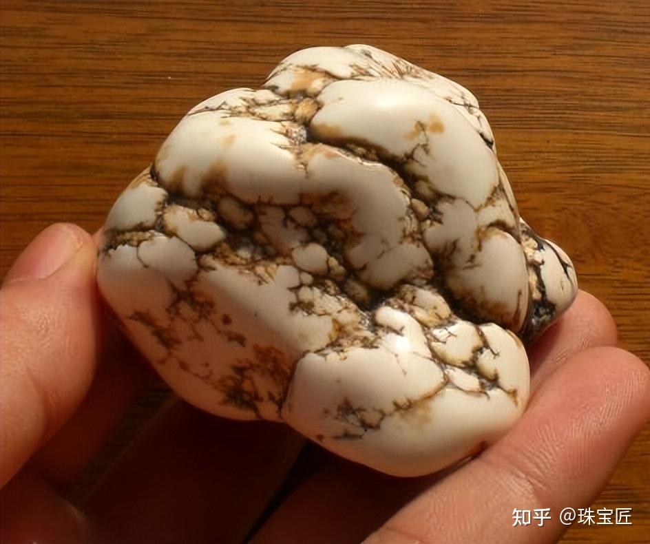 “白松石”是什么？松石的终极“碰瓷”者，玩家都难分清的高仿——菱镁矿 - 知乎