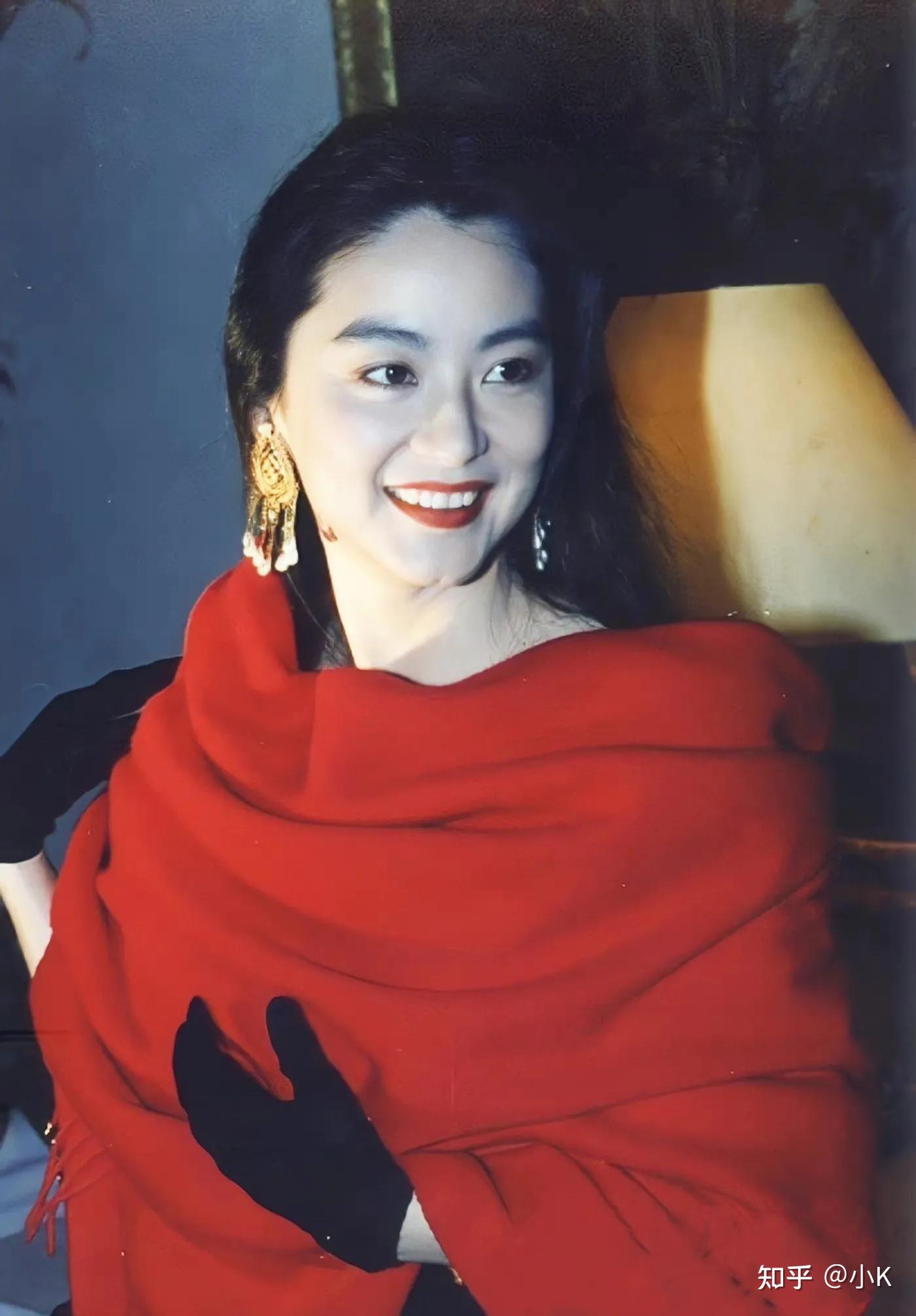 "顶级美人"林青霞:17岁前认为自己丑得像饥民,她发生了什么?