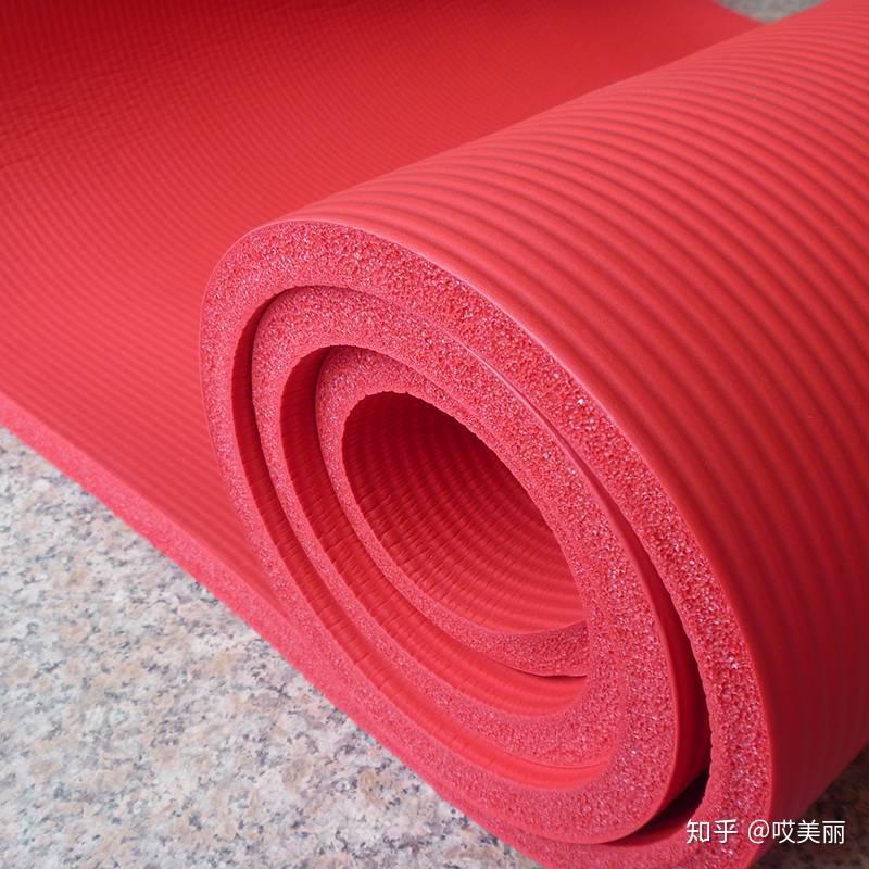 瑜伽垫推荐防磕碎 v2-3eb47f9a84838739a684d0472cc7e8cb_r.jpg