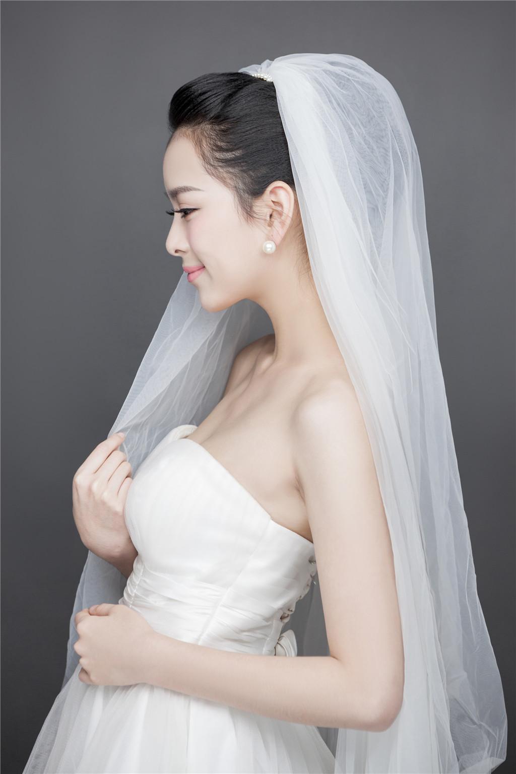 头纱与婚纱的搭配是让你成为最美新娘的重要因素