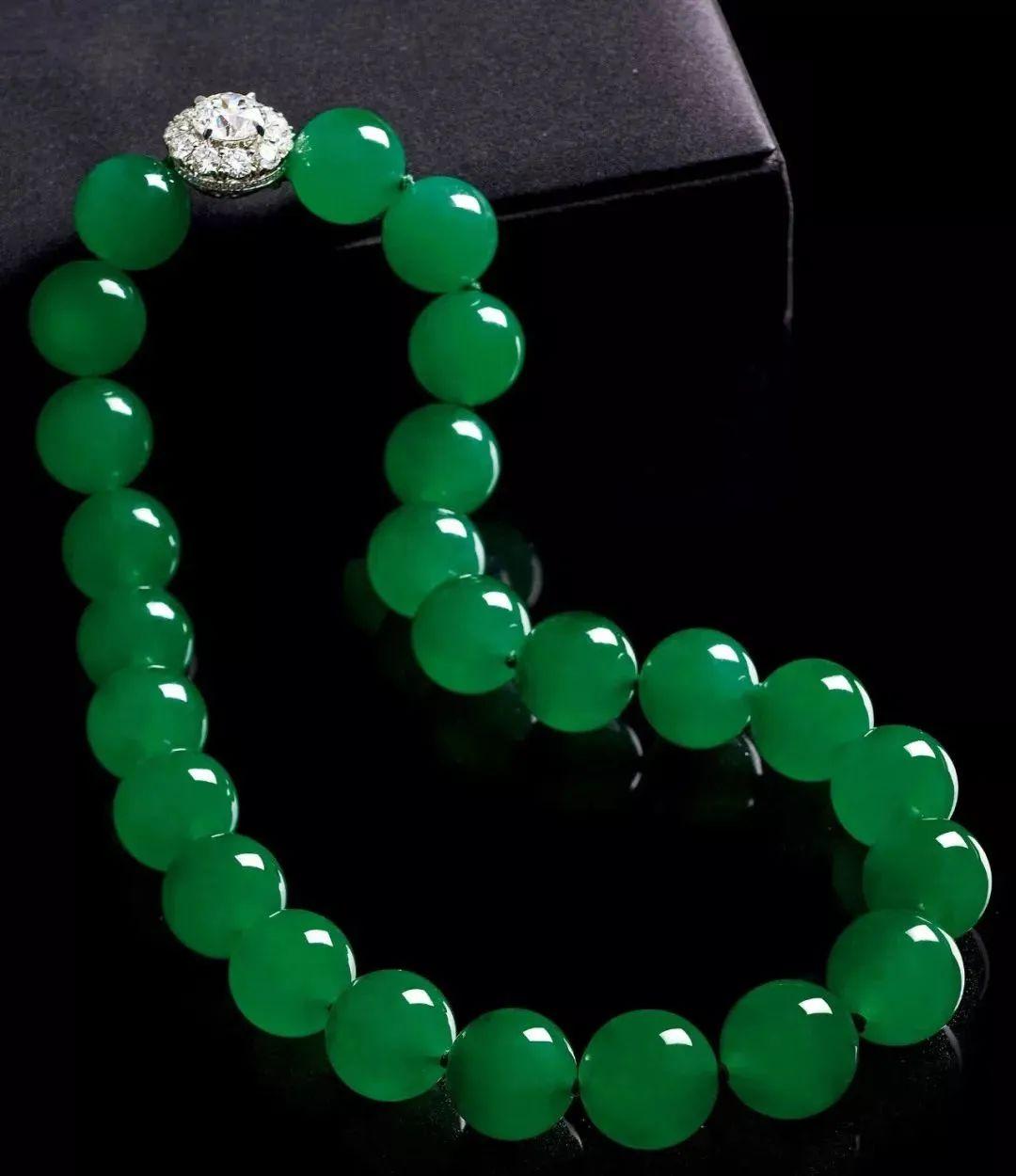 历届香港保利拍卖,翡翠珠链top2-top5