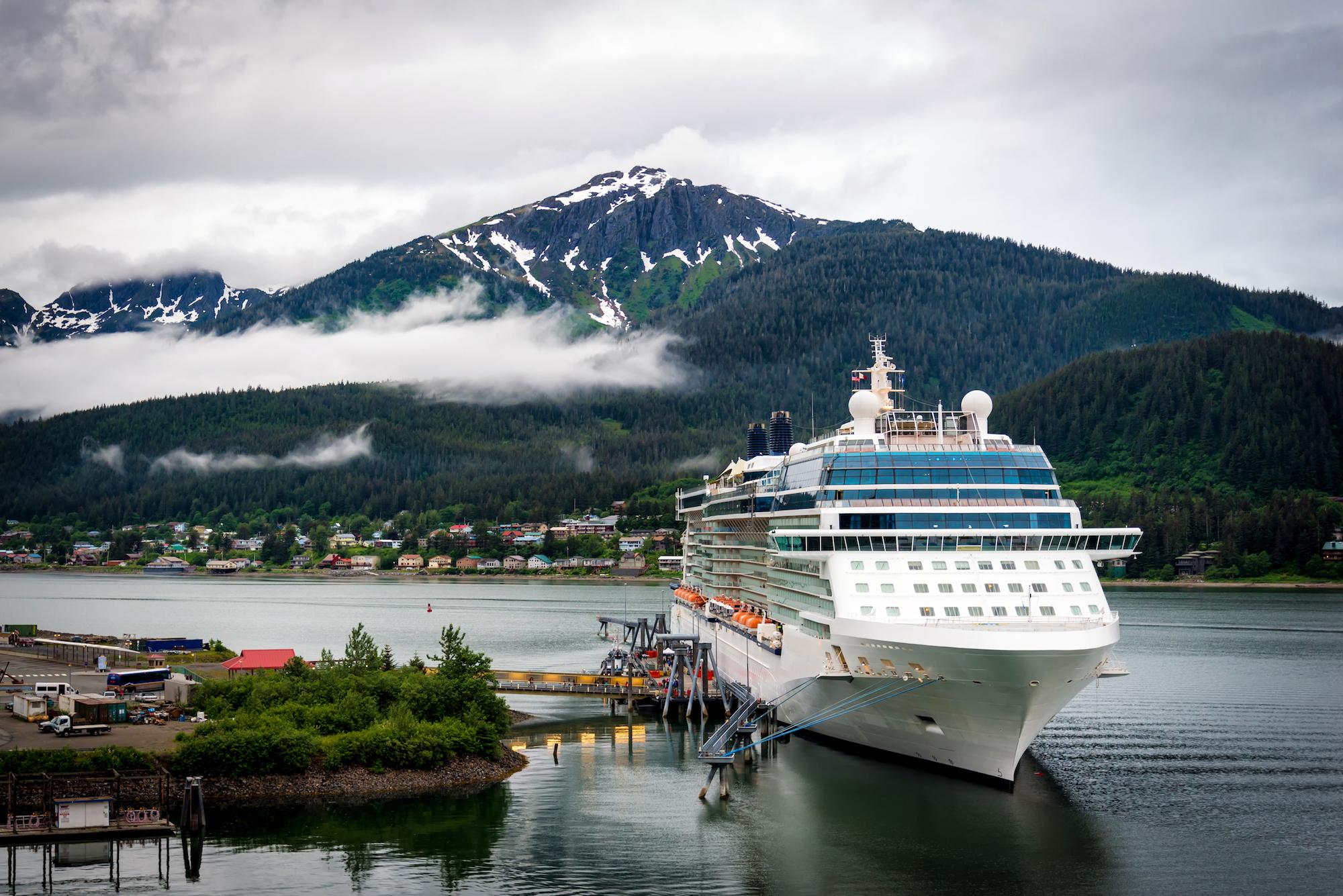 Escape to Alaskas Wonders: An Unforgettable Cruise from Hawaii