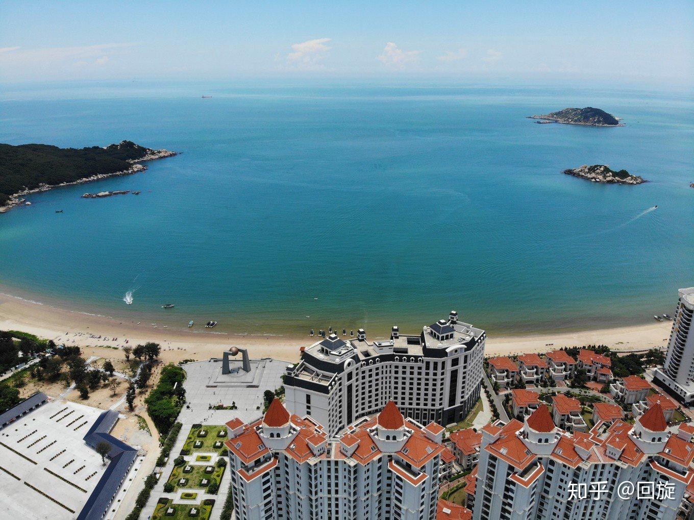 住宿:青澳湾酒店公寓,可以考虑浔海公寓,黄金海岸,香湖湾等,也可选