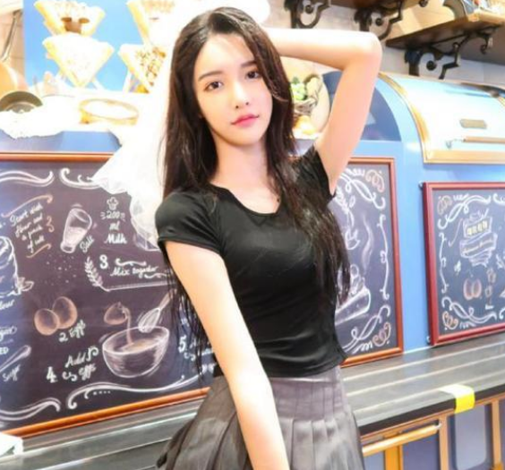 网红成功变性公开过程令人心疼再也不是女装大佬了