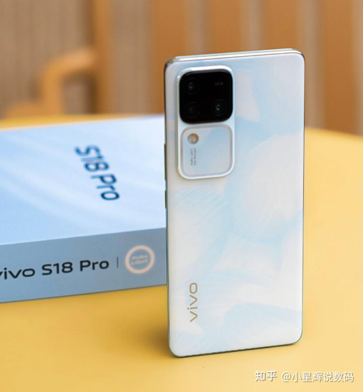 vivo S18、S18 Pro有啥区别？买哪个版本更加划算，看完就懂了