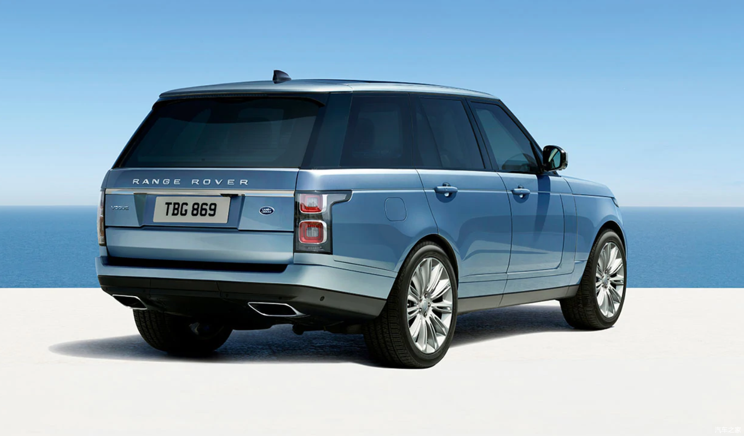 路虎不如保时捷但卡宴没有揽胜档次高