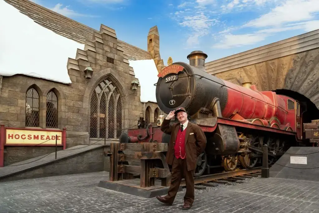 让你秒入魔法世界.冲啊,来霍格莫德车站,霍格沃茨特快马上发车了!