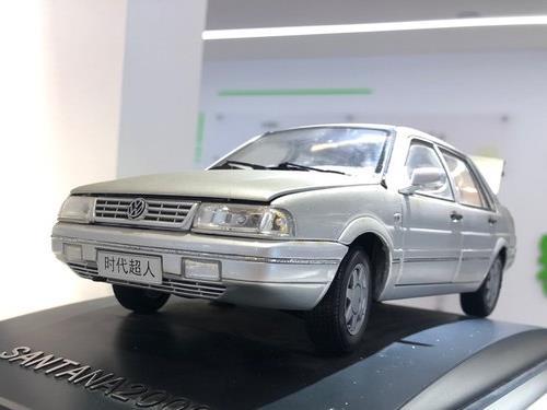 怀旧经典车型之时代超人的桑塔纳2000