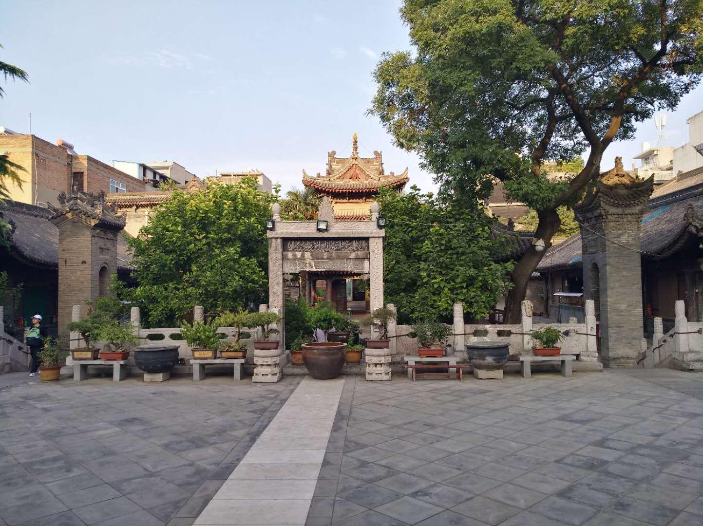 大学习巷里的西大寺
