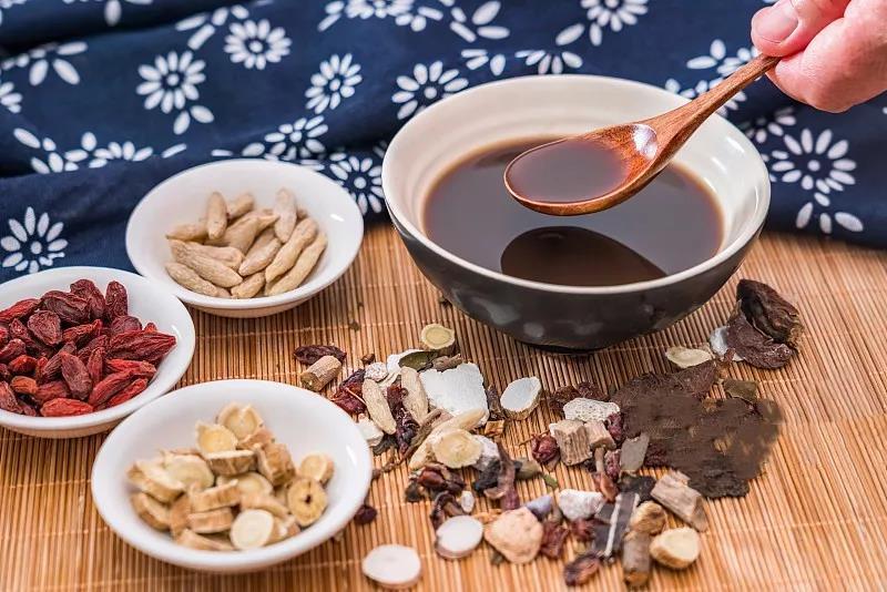 膏滋和汤药有何不同?