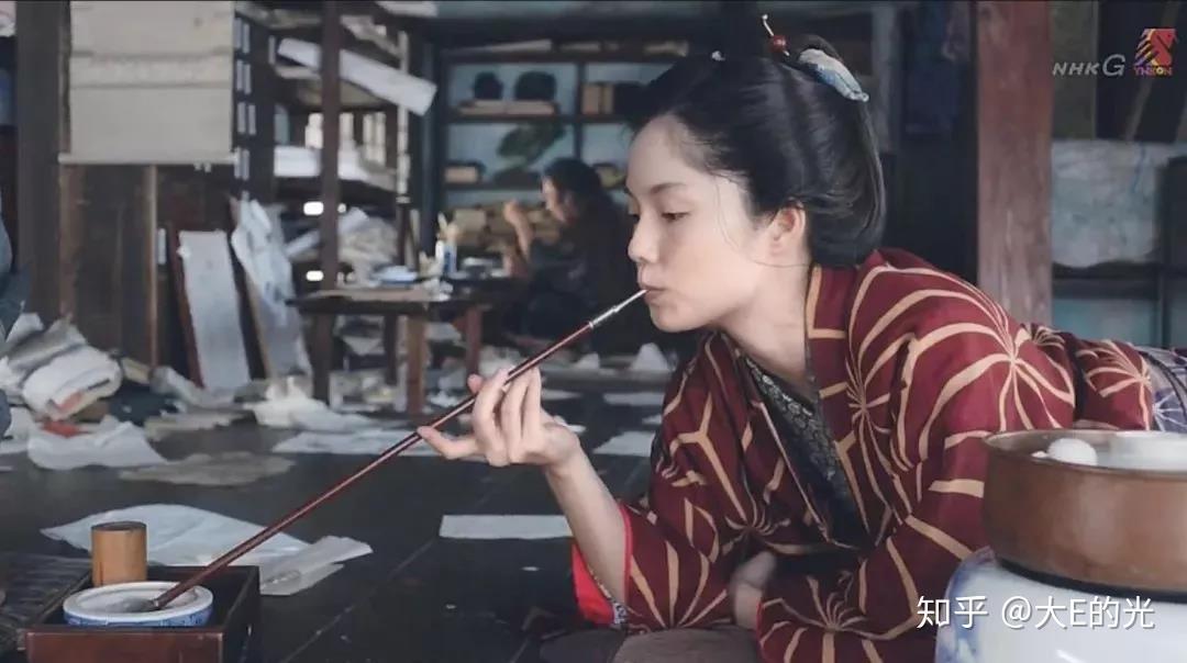 片中的女主角葛饰应为,本名阿荣,日本浮世绘巨匠葛饰北斋的女儿.