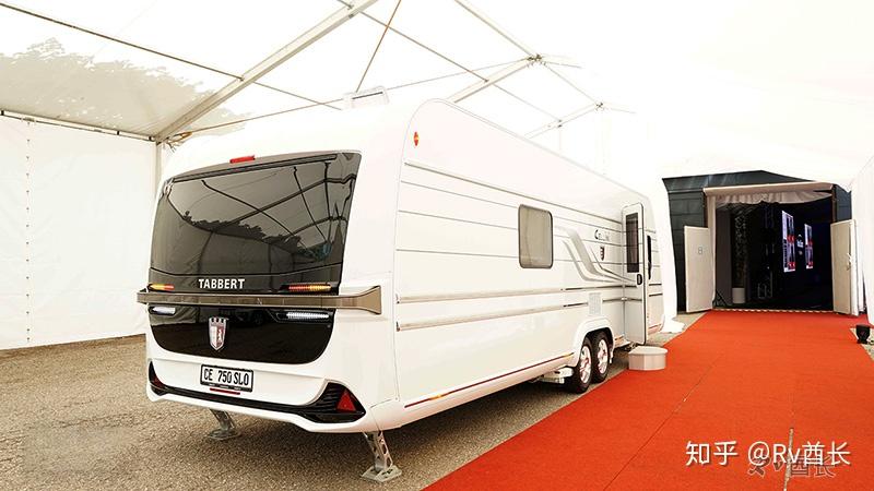欧洲带拓展的拖挂房车德国tabbert塔贝特房车cellini750htd