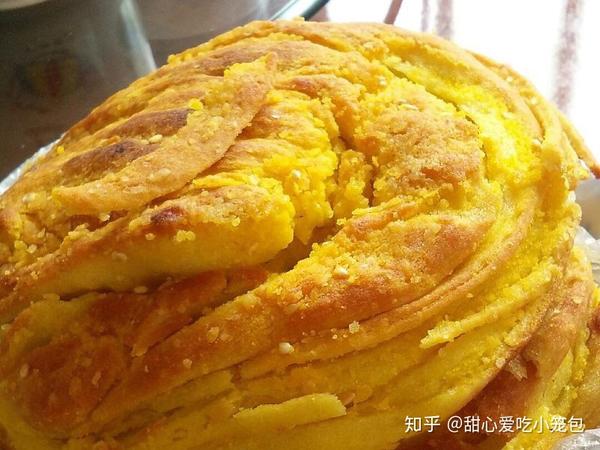 酥油圈圈是甘谷县的特色小吃,面粉加了鸡蛋