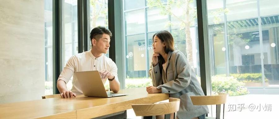 一般来说,我们会去客户现场做用户访谈.