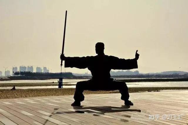 从古代的杀伐利器,到现在的文化传承,中国剑术究竟经历了怎样的发展? - 知乎