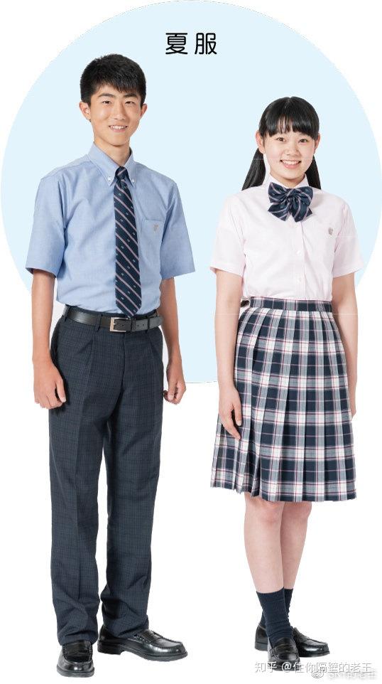 日本学生校服装扮图片