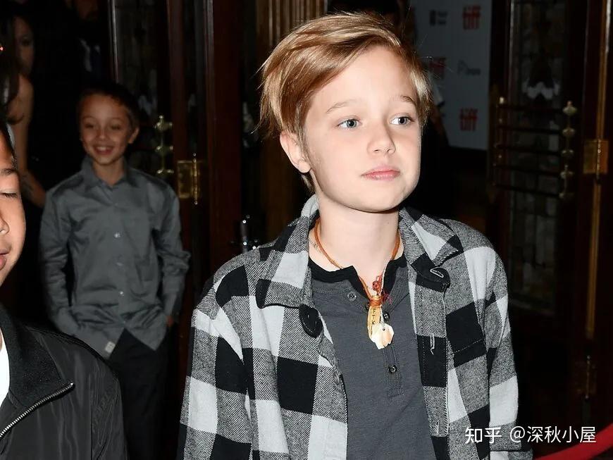 希洛外表的演变