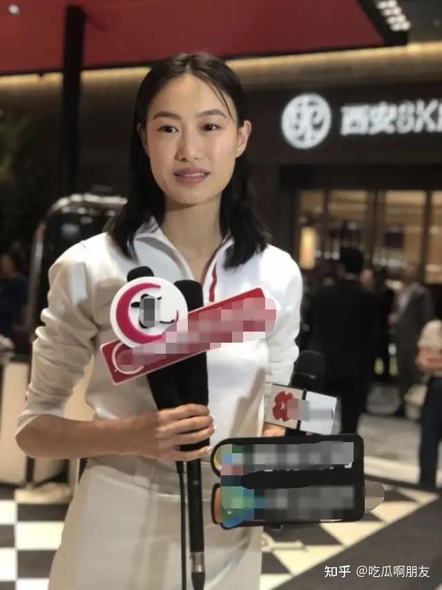 22岁嫁华谊老总28岁收复情场浪子如今未婚生女二胎都有了